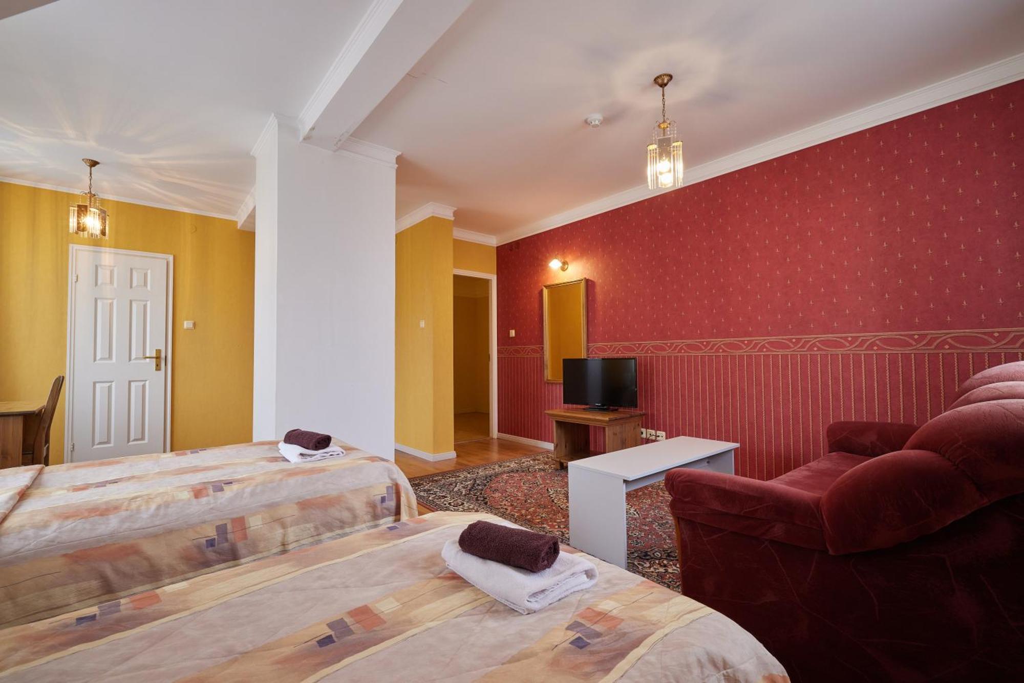 Villa Wesenbergh Rakvere Esterno foto